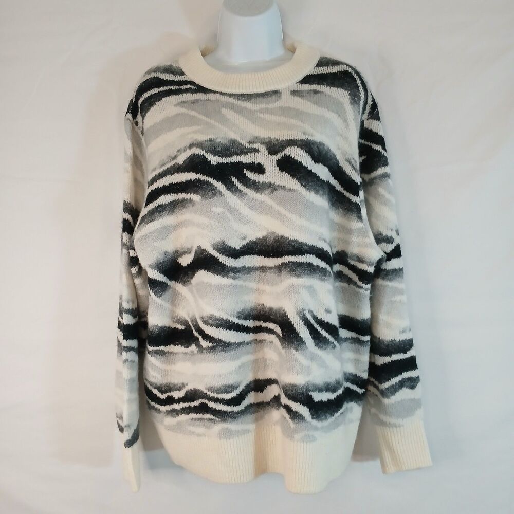 a new day sweater White Gray Round Neck Long Sleeve Sz XL  Casual Outdoor Travel